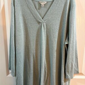 Orvis Women's Light Teal V-Neck Tunic